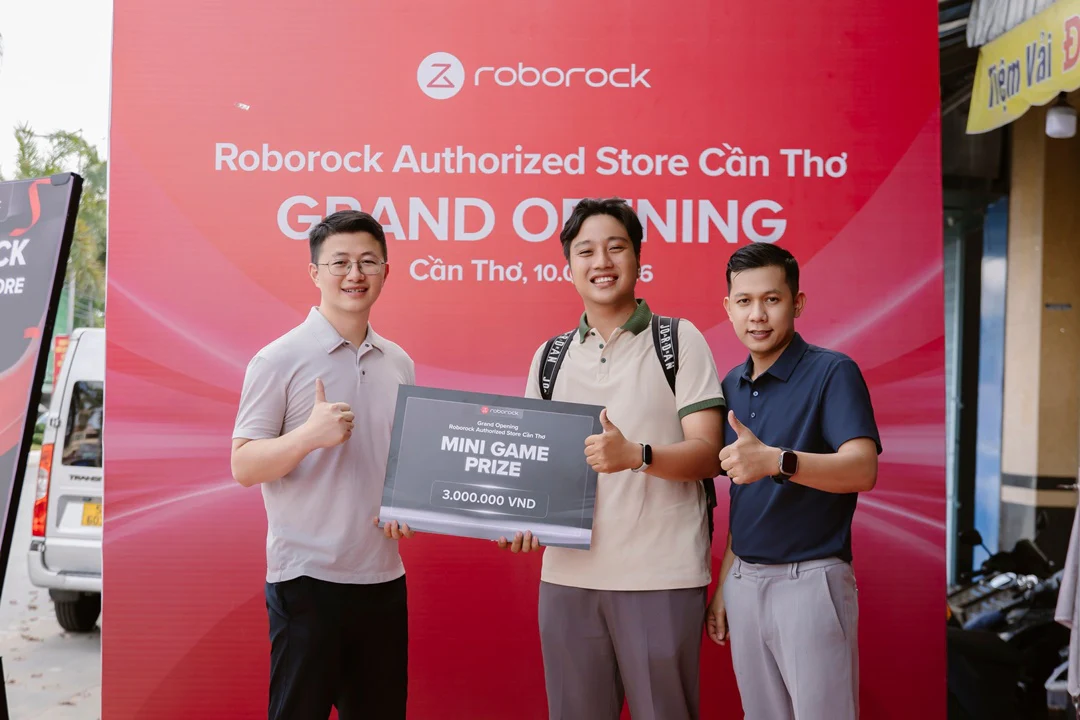 Roborock Authorized Store Cần Thơ chính thức khai trương, tăng trải nghiệm mua sắm cho khách hàng miền Tây 28 Cửa hàng tặng quà cho khách đến tham dự sự kiện khai trương và chơi mini game