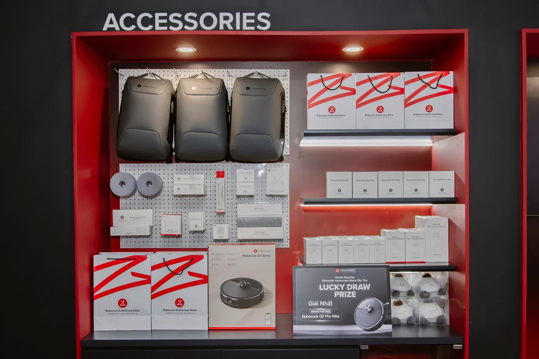 Roborock Authorized Store Cần Thơ chính thức khai trương, tăng trải nghiệm mua sắm cho khách hàng miền Tây 29 Cửa hàng còn trưng bày, bán nhiều phụ kiện chính hãng Roborock