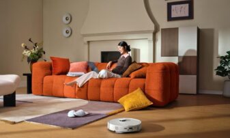 Người bận rộn nên sử dụng robot hút bụi nào để tiết kiệm nhiều thời gian?